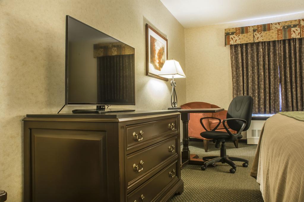 Comfort Inn Sarnia Εξωτερικό φωτογραφία